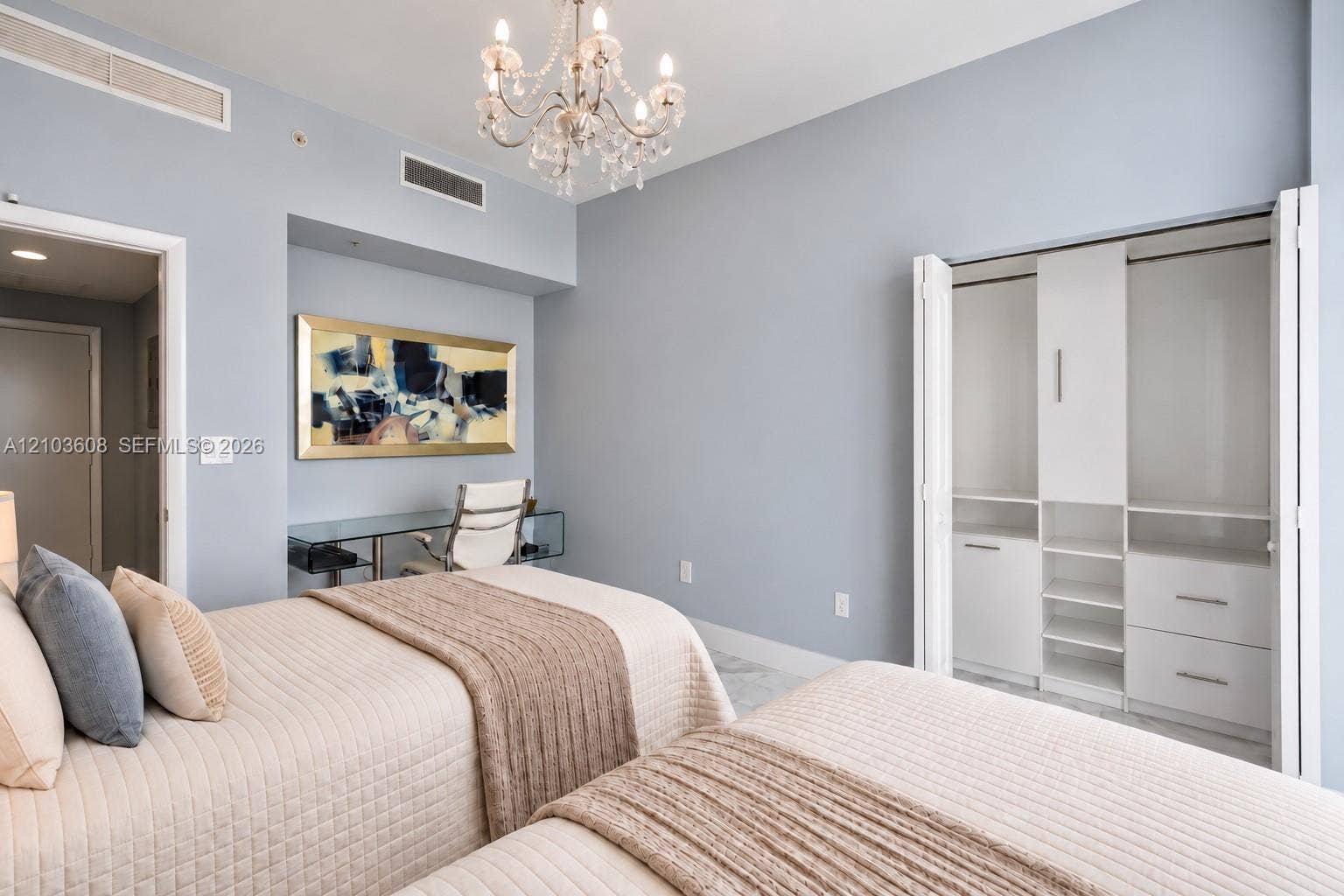 Photo 36
