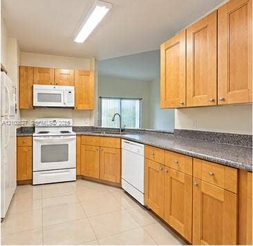 3445 NW 44th Street, #201, Oakland Park, FL 33309 Photo 2