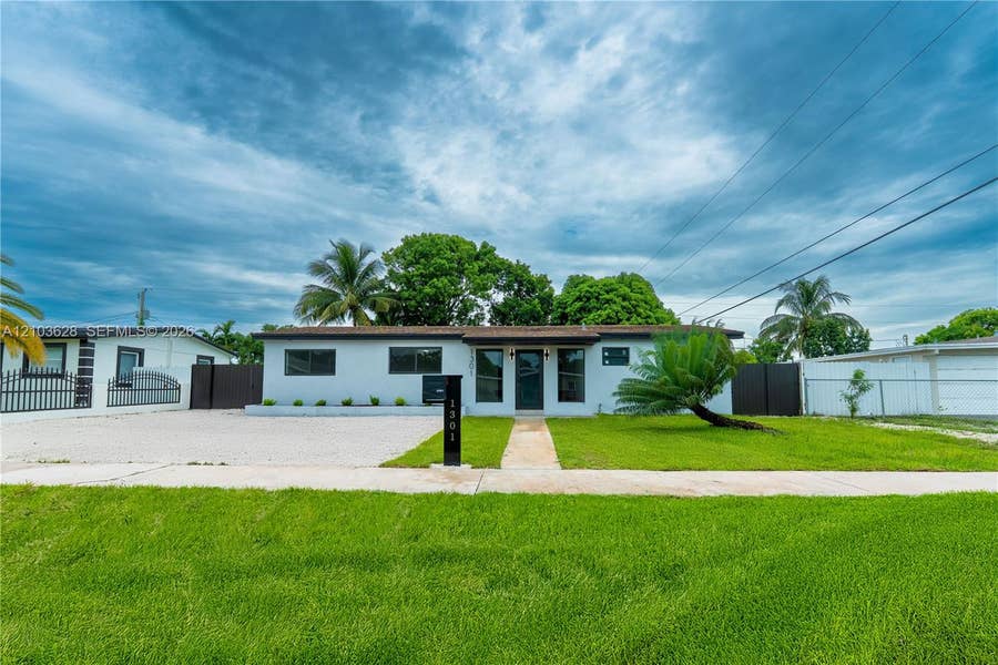 Property photo for Miami Gardens, FL