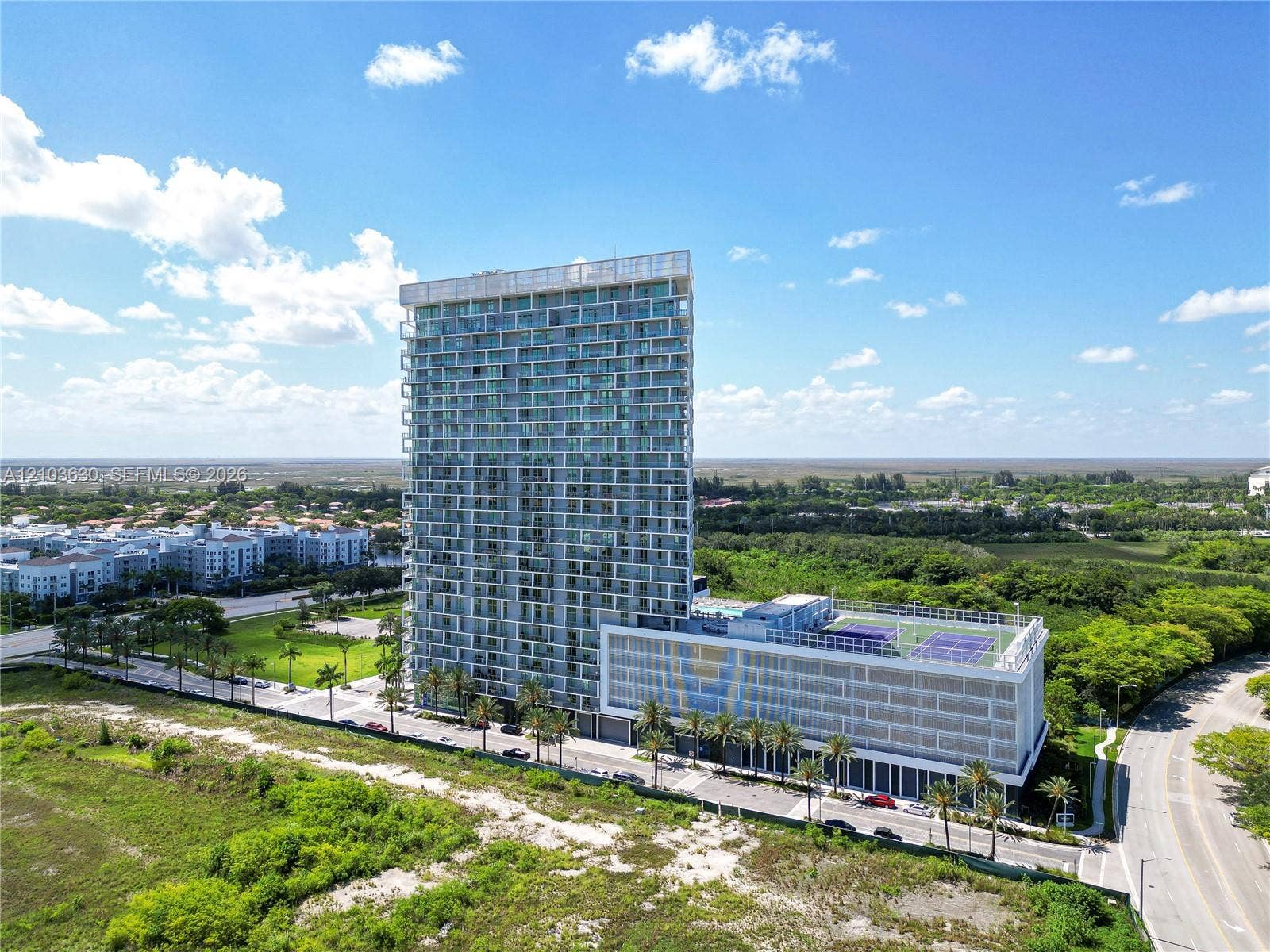 2000 Metropica Way, #2411, Sunrise, Sunrise, FL 33323 Photo 20