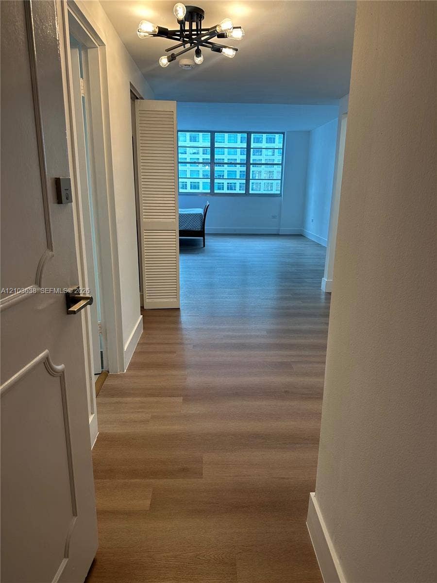 801 Brickell Bay Drive, #1463, Miami, Miami, FL 33131 Photo 2