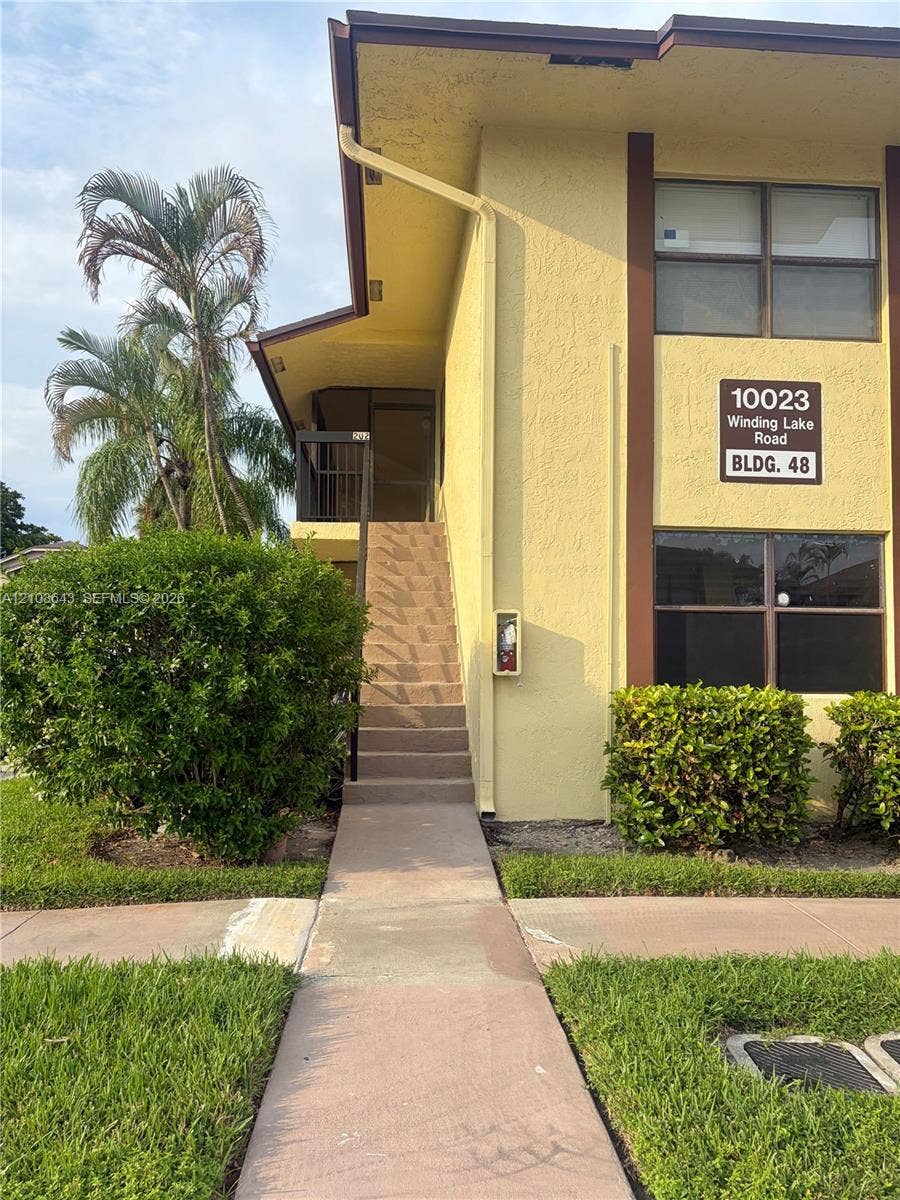 10023 Winding Lake Road, #202, Sunrise, Sunrise, FL 33351 Photo 2