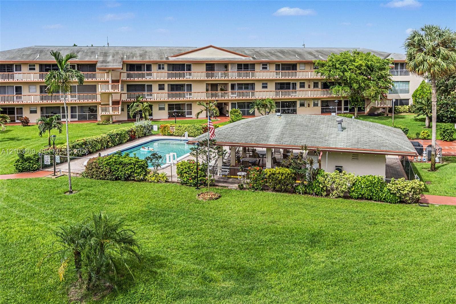 5300 Washington Street, #H137, Hollywood, FL 33021 Photo 2