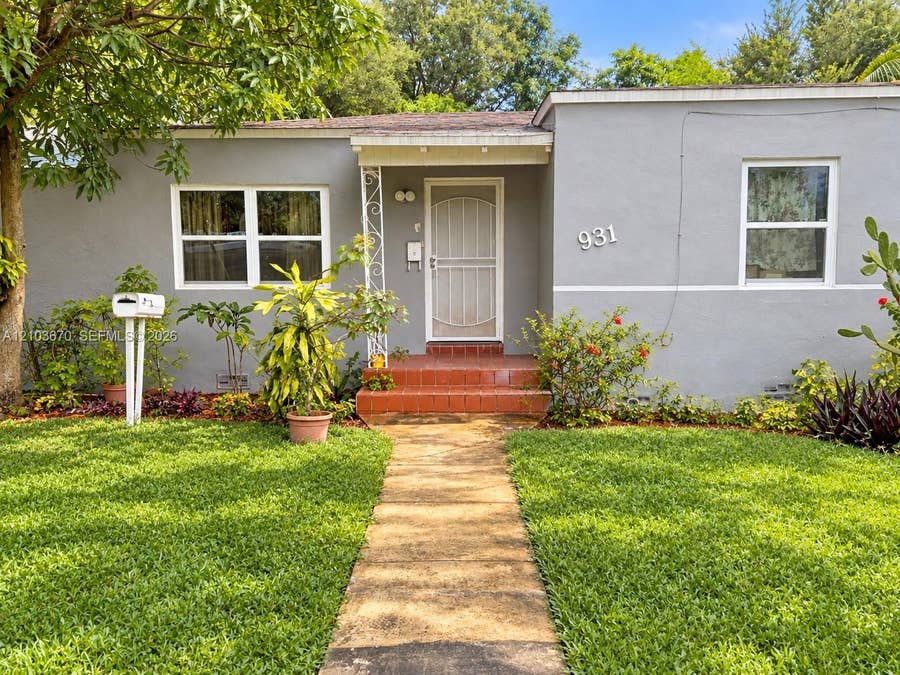 Property photo for 931 NE 130th Street, North Miami, FL