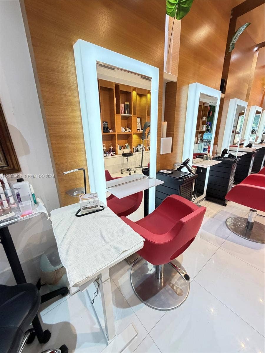 2400 E Las Olas Boulevard, Fort Lauderdale, Fort Lauderdale, FL 33301 Photo 25