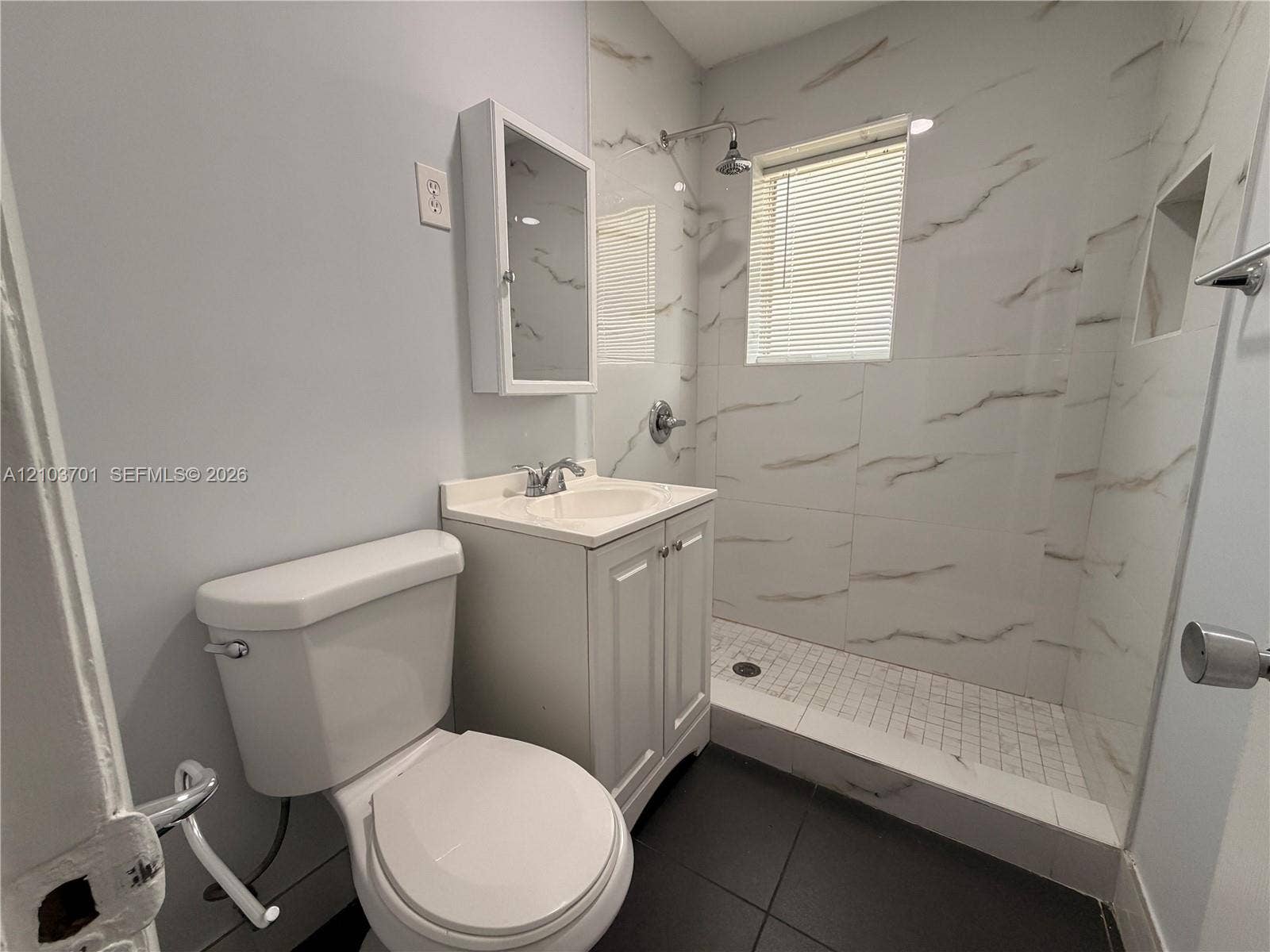 3040 NW 27th Street, #3040, Miami, Miami, FL 33142 Photo 12