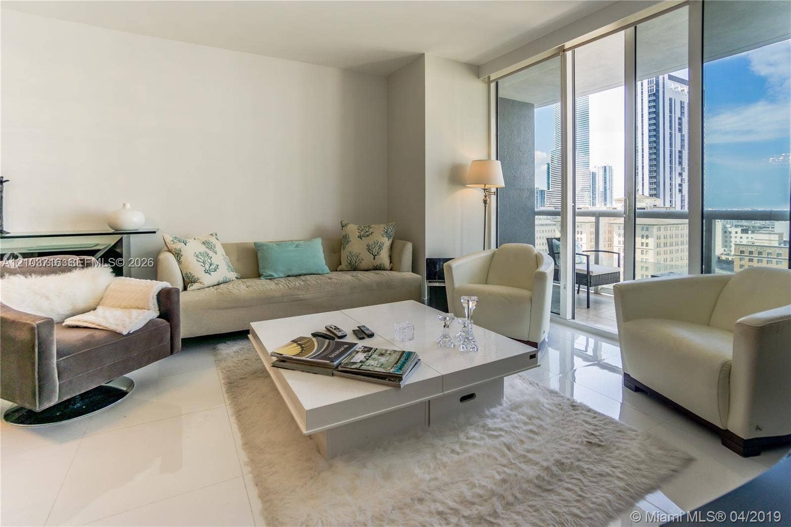 50 Biscayne Boulevard, #1807, Miami, Miami, FL 33132 Photo 2