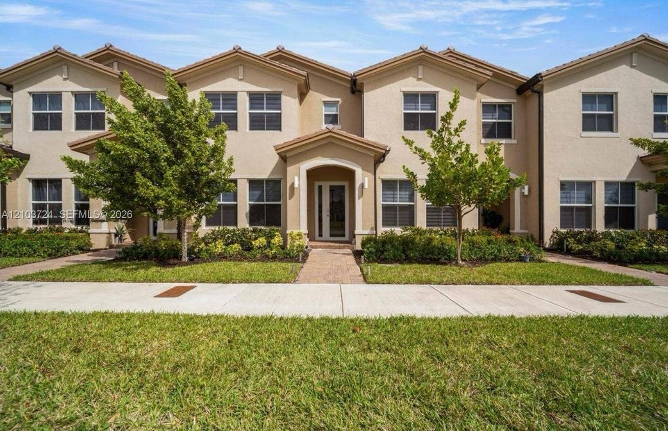 Homestead, Homestead, FL 33032 Photo 1