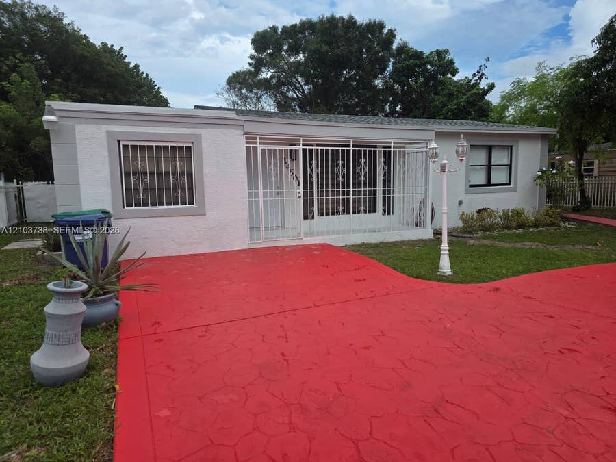 Property photo for Miami, FL