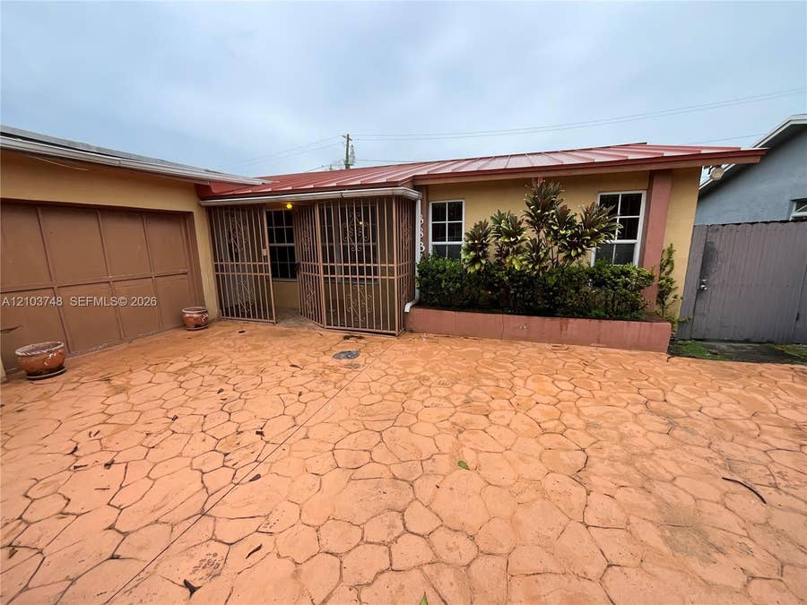 Property photo for 8837 N Crescent Drive, Miramar, FL