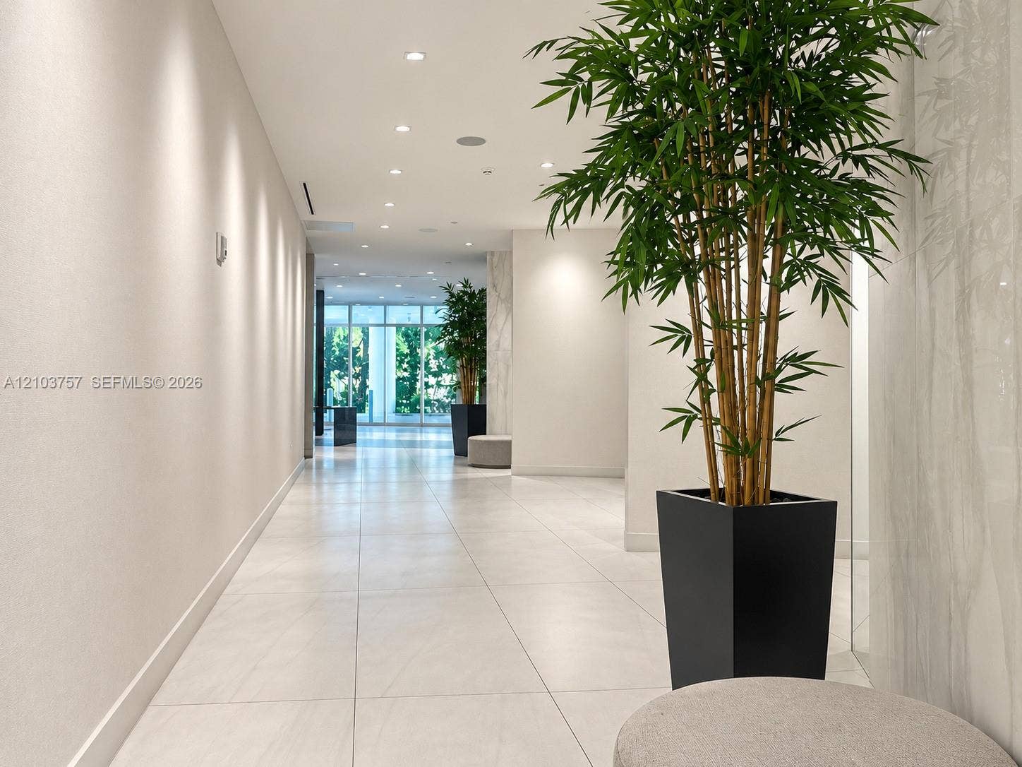 17550 Collins Avenue, #1103, Sunny Isles Beach, Sunny Isles Beach, FL 33160 Common areas