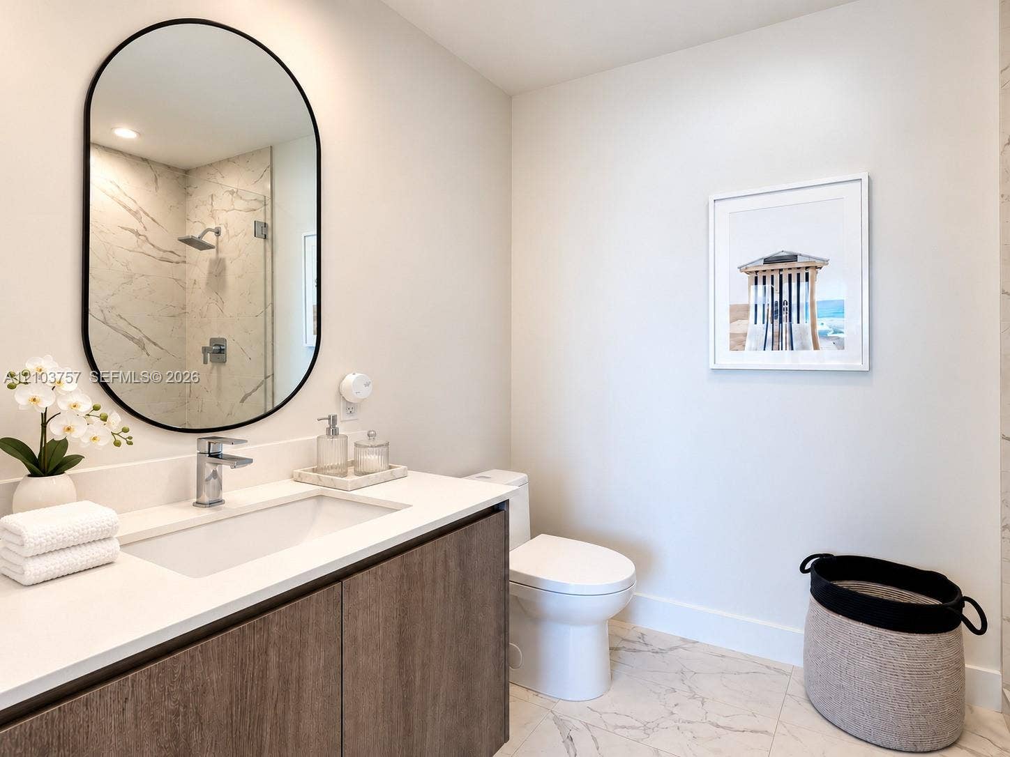 17550 Collins Avenue, #1103, Sunny Isles Beach, Sunny Isles Beach, FL 33160 Second bathroom