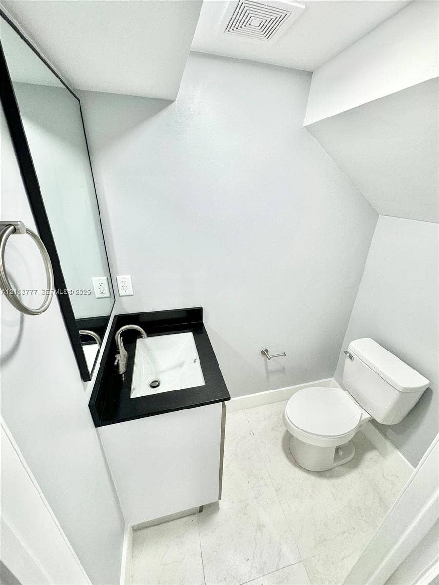 930 NW 2nd Street, Fort Lauderdale, Fort Lauderdale, FL 33311 Photo 8