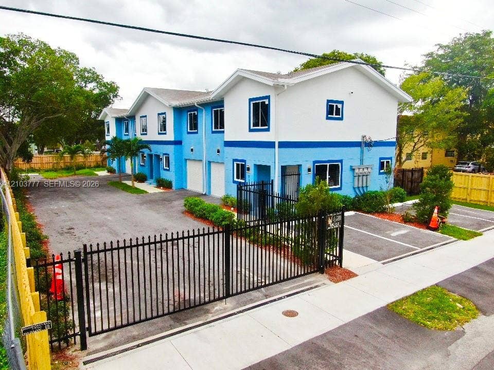 930 NW 2nd Street, Fort Lauderdale, Fort Lauderdale, FL 33311 Photo 24