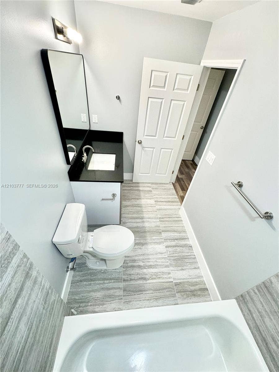 930 NW 2nd Street, Fort Lauderdale, Fort Lauderdale, FL 33311 Photo 14