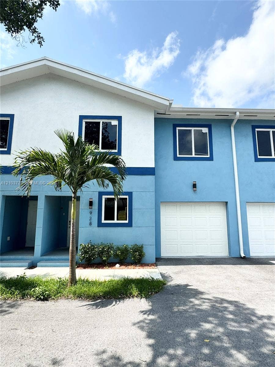 Property photo for 930 NW 2nd Street, Fort Lauderdale, FL
