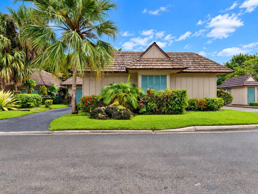 Property photo for 1901 Coquina Way, Coral Springs, FL