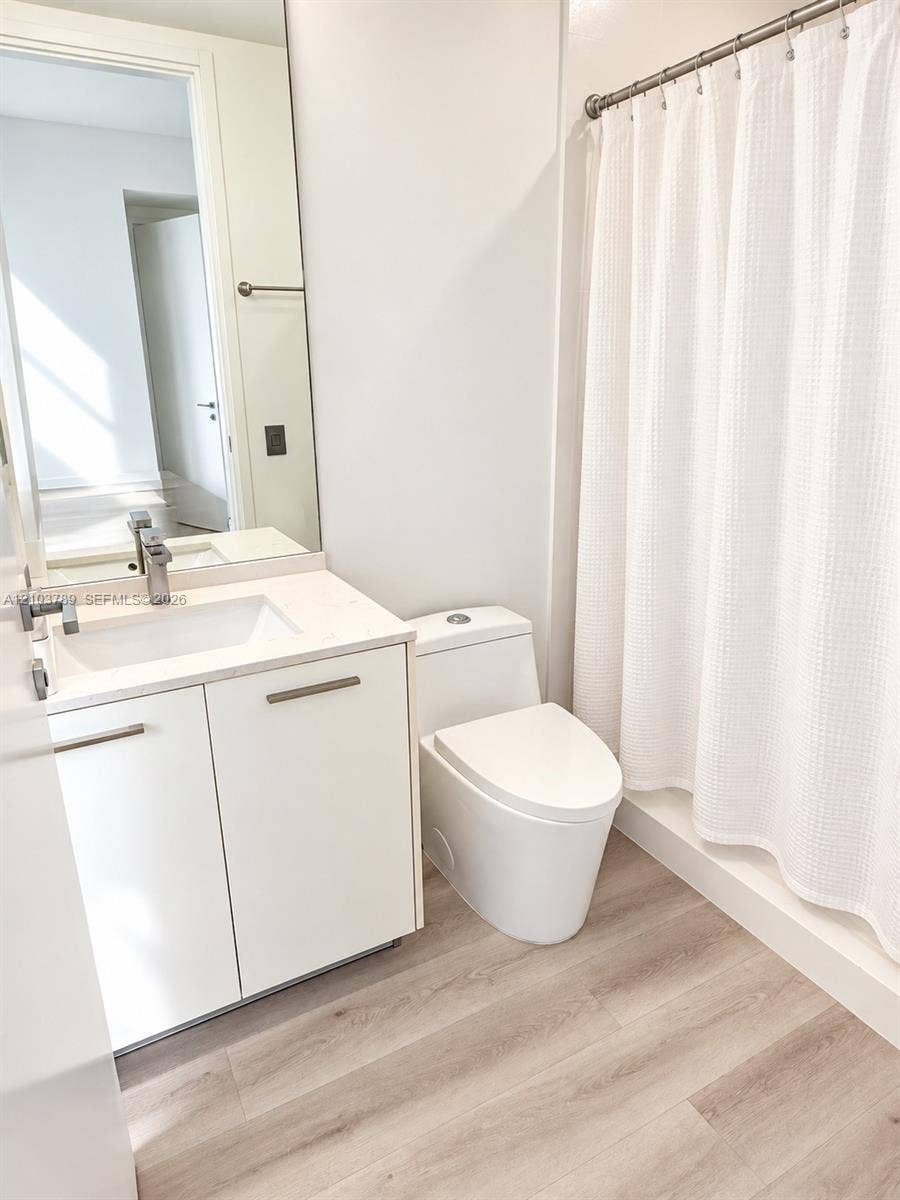 1300 Brickell Bay Drive, #3805, Miami, Miami, FL 33131 Photo 36
