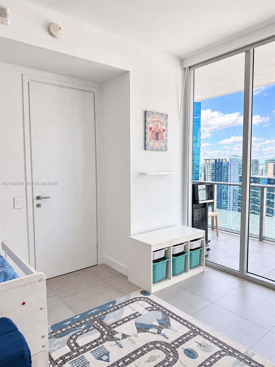 1300 Brickell Bay Drive, #3805, Miami, Miami, FL 33131 Photo 35