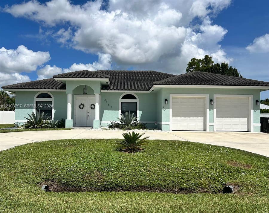Property photo for 2282 SE Abcor Road, Port St Lucie, FL