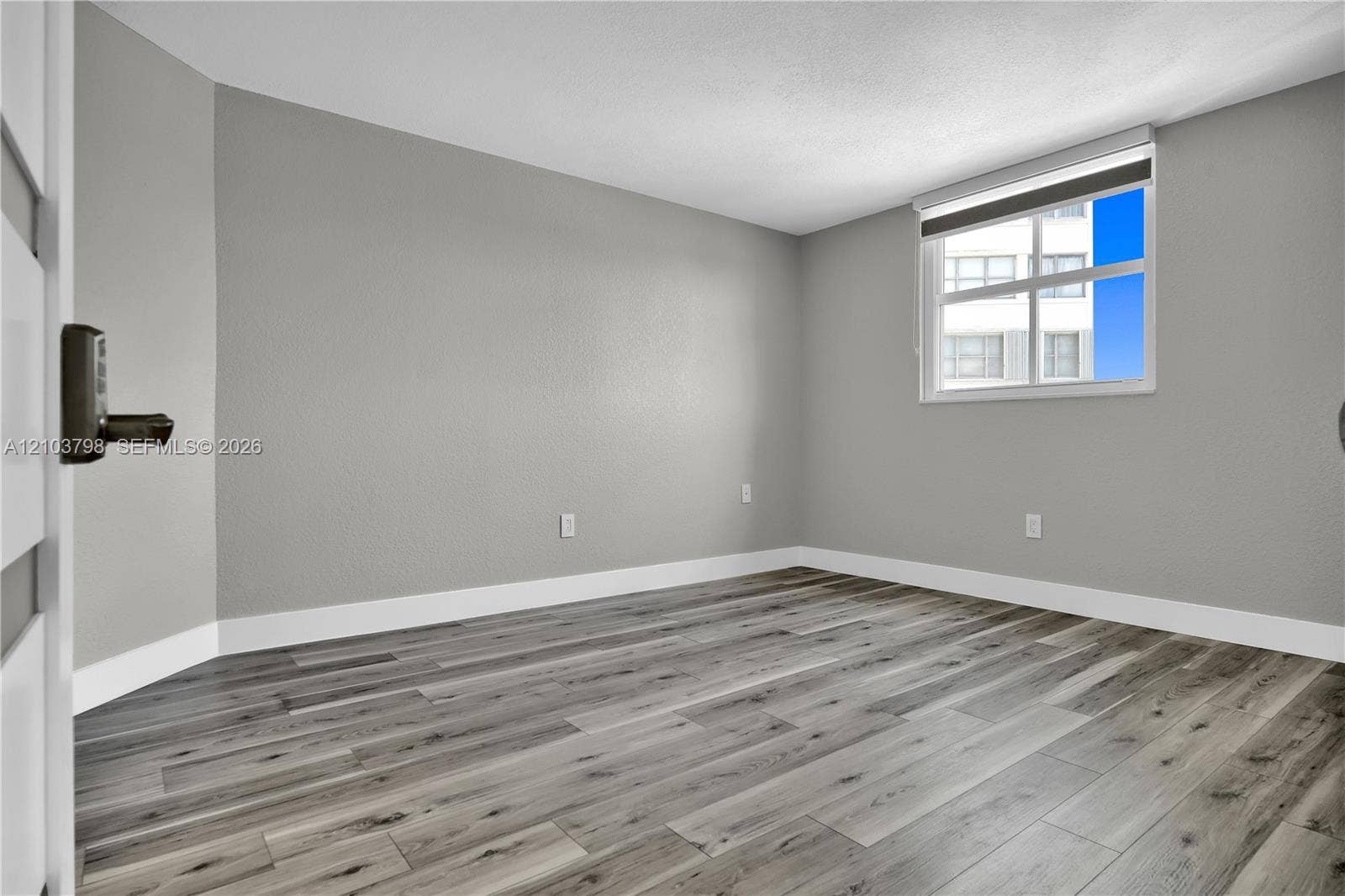 5880 Collins Avenue, #403, Miami Beach, FL 33140 Photo 20