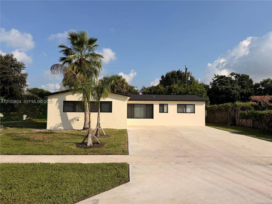Property photo for 6211 NW 16th Court, Sunrise, FL