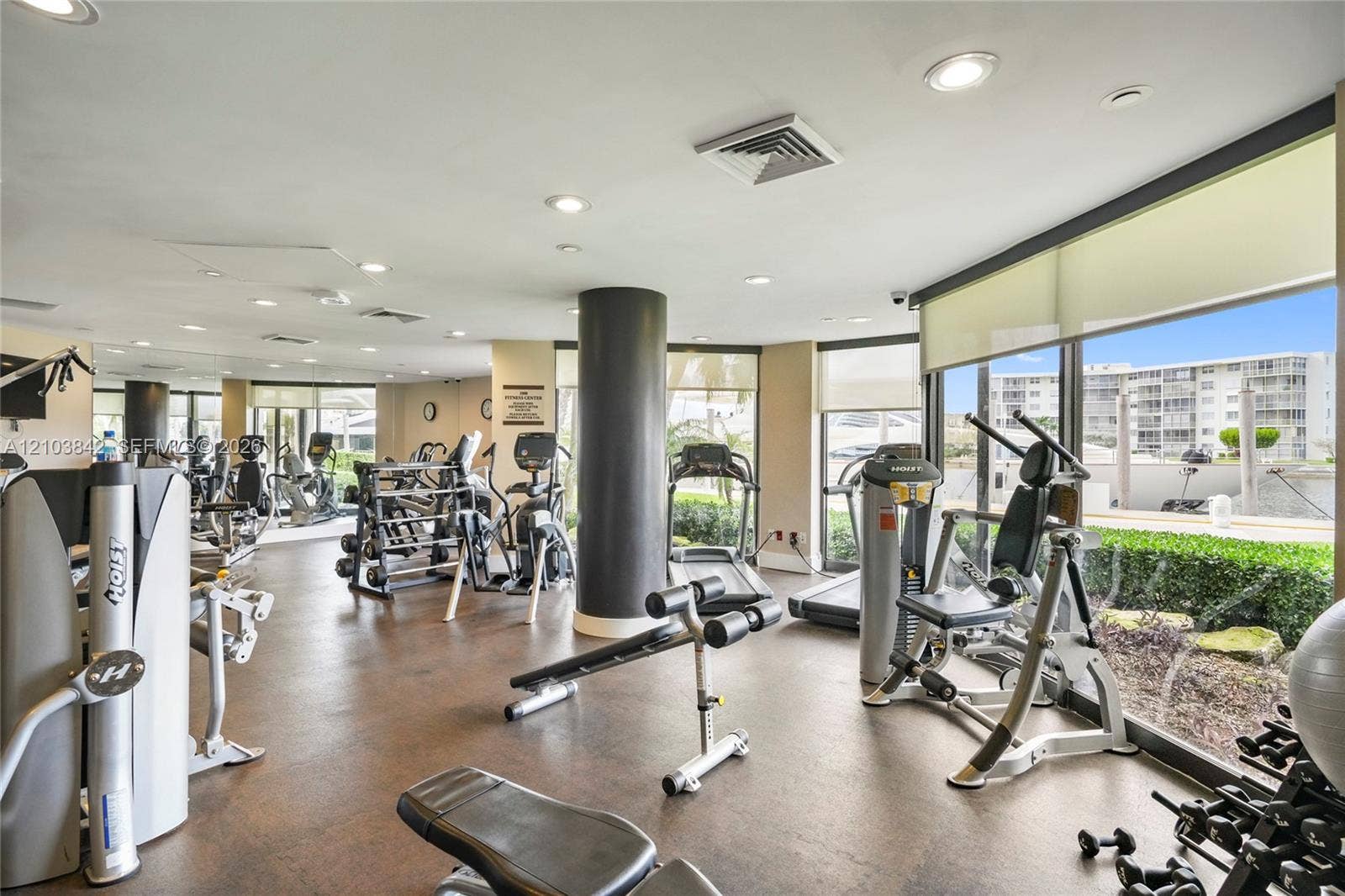 1000 W Island Boulevard, #504, Aventura, FL 33160 Photo 44