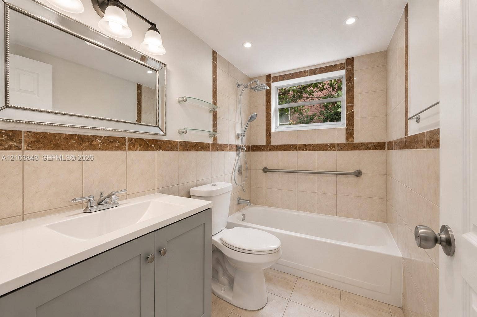915 Jefferson Avenue, #2C, Miami Beach, Miami Beach, FL 33139 Photo 9