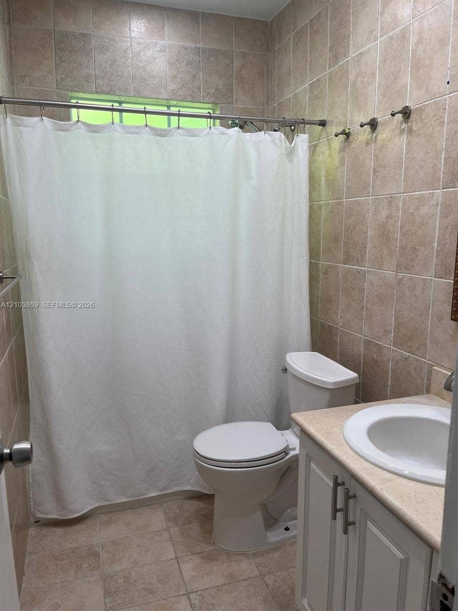 9260 Bay Harbor Terrace, #24, Bay Harbor Islands, FL 33154 Photo 12