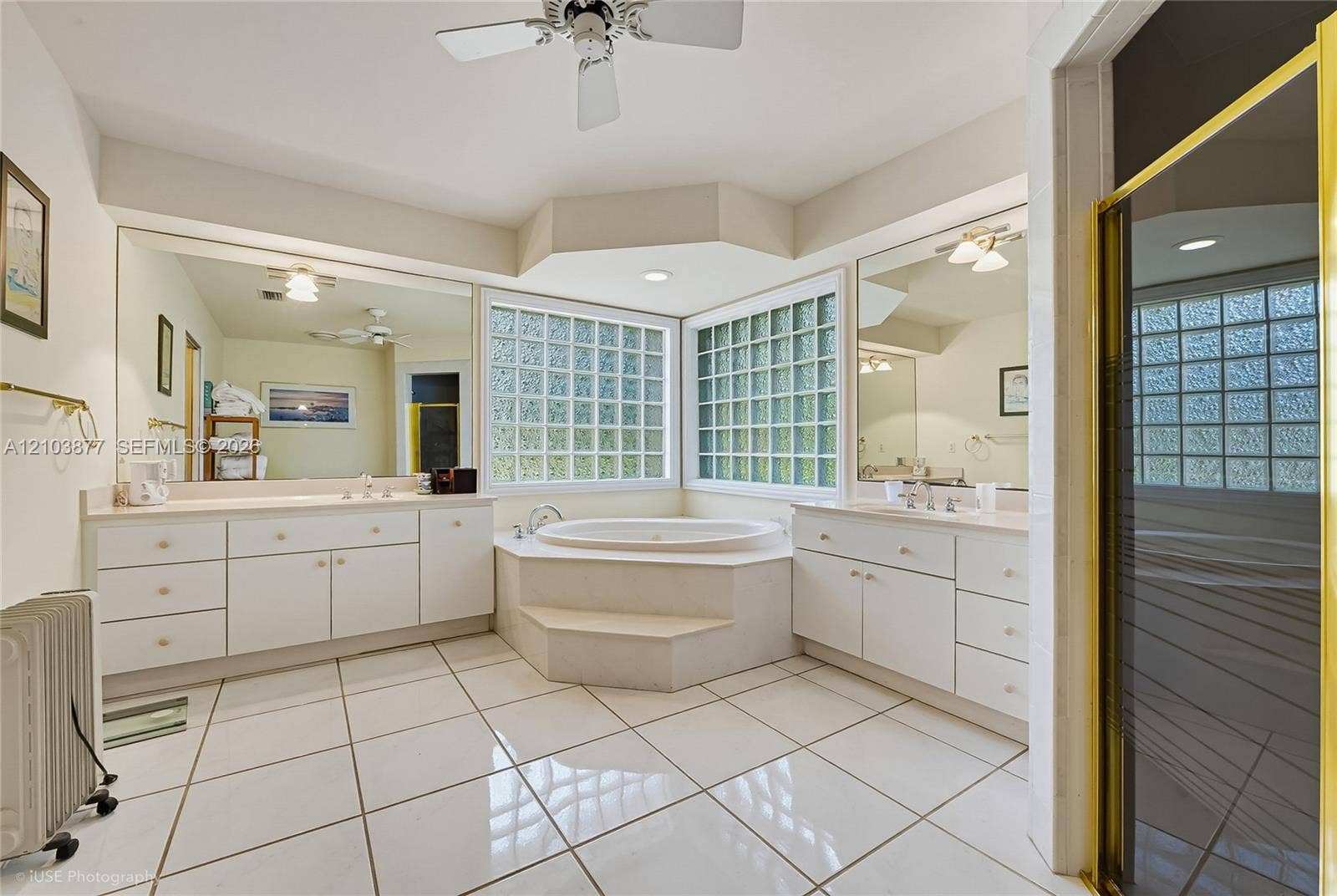Owner's Bathroom