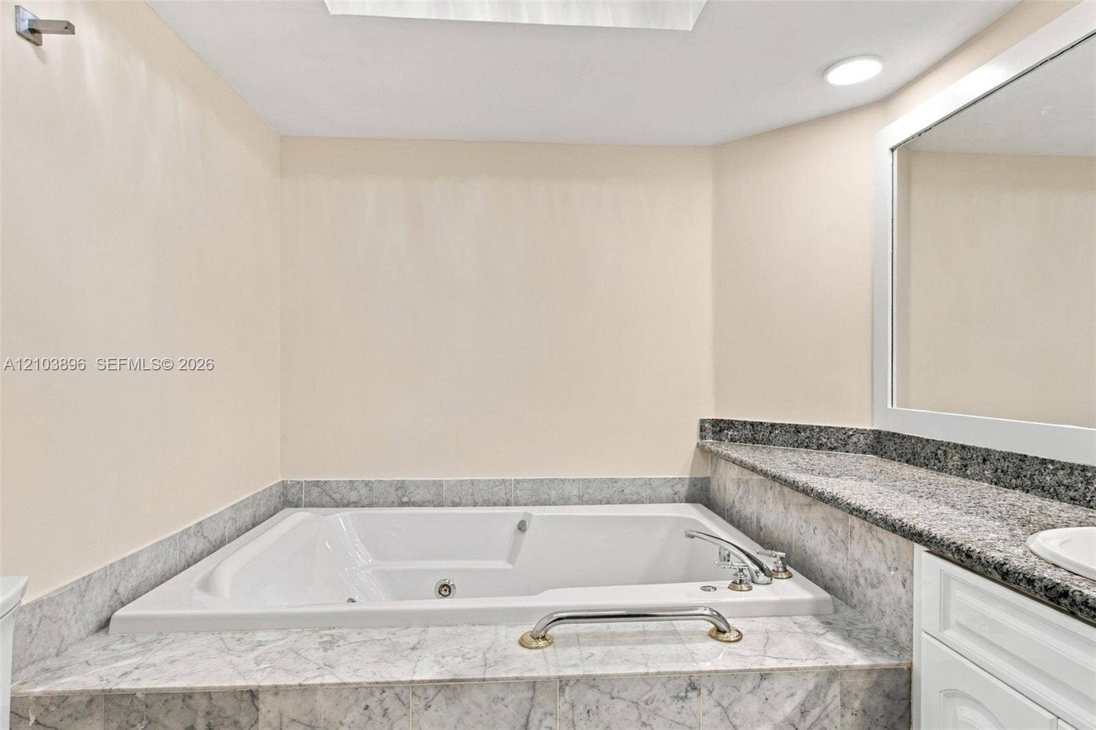 16485 Collins Avenue, #2235, Sunny Isles Beach, Sunny Isles Beach, FL 33160 Photo 21
