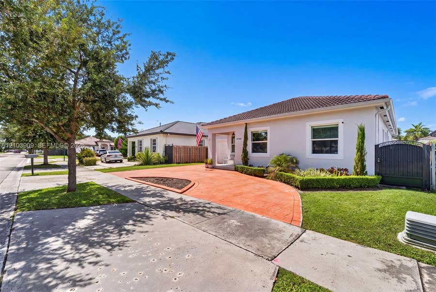 Property photo for 14940 NW 89th Avenue, Miami Lakes, FL