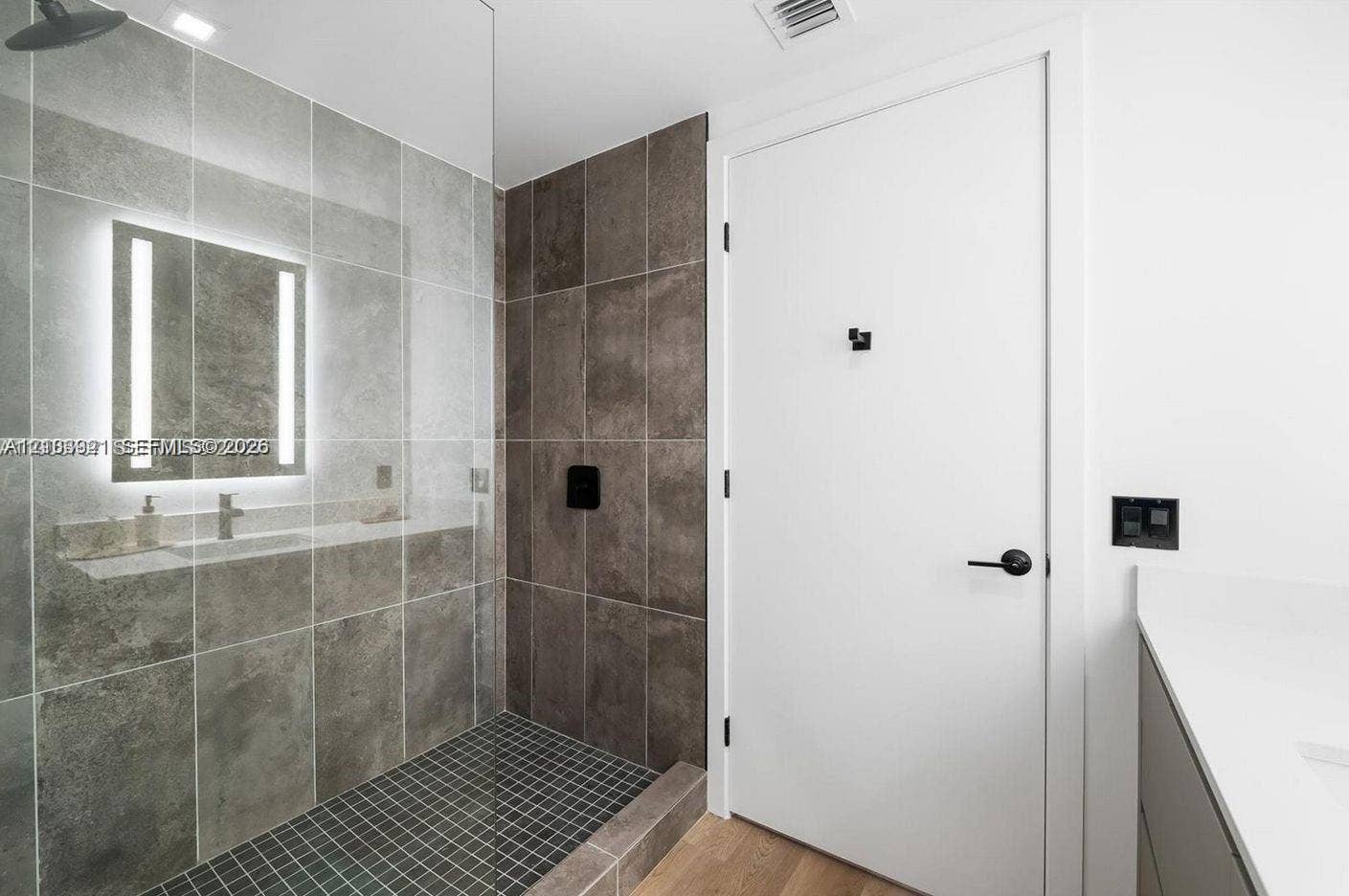 307 SW 5th Street, #2101, Fort Lauderdale, Fort Lauderdale, FL 33315 Photo 9