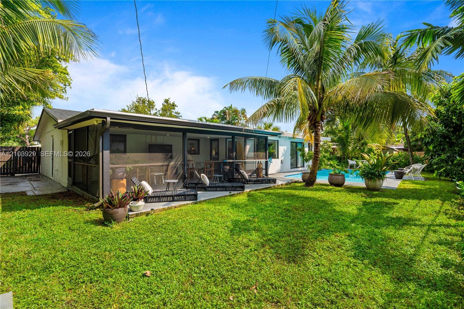 590 NW 38th Place, Deerfield Beach, FL 33064 Photo 33