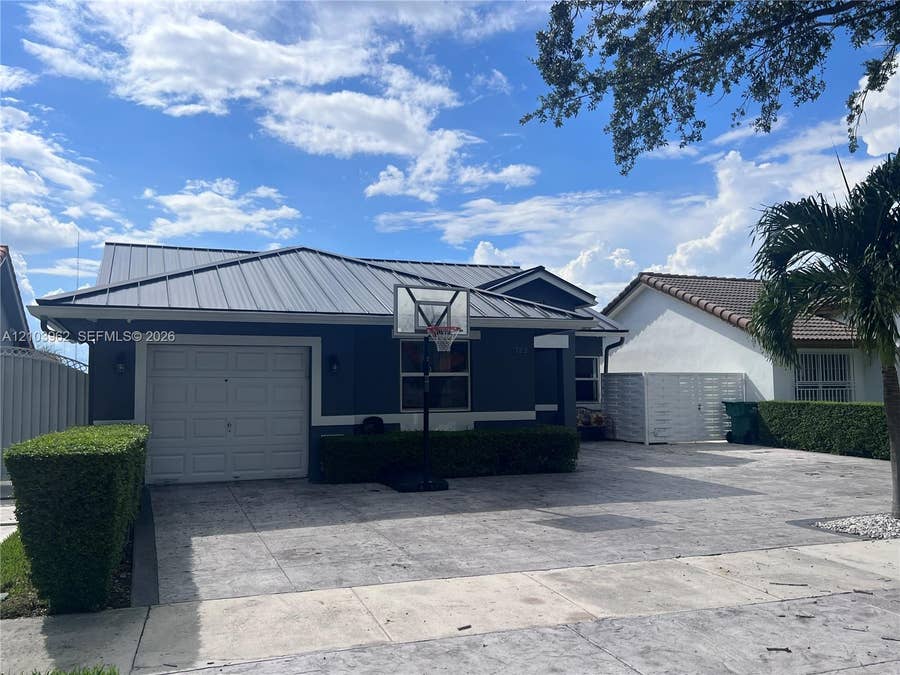 Property photo for 722 NW 134th Avenue, Miami, FL