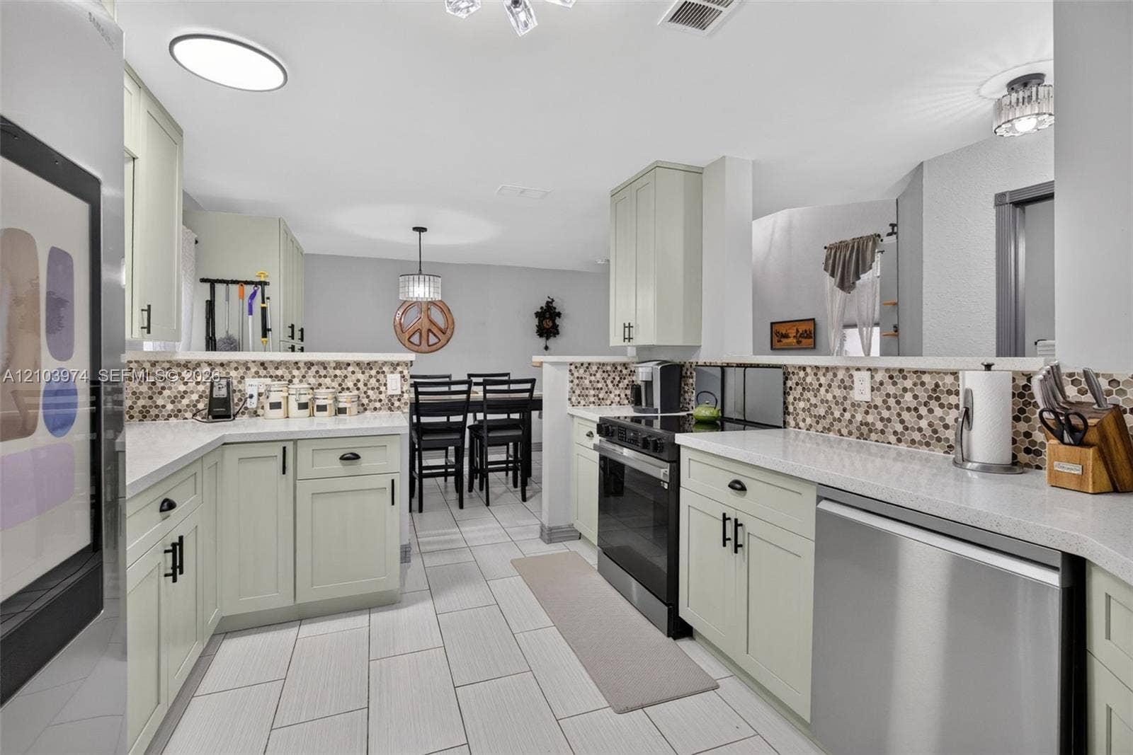 1605 SW 158th Avenue, Pembroke Pines, FL 33027 Photo 10