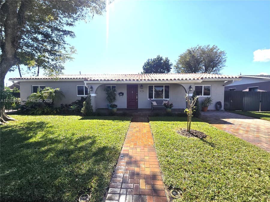 Property photo for Miami, FL