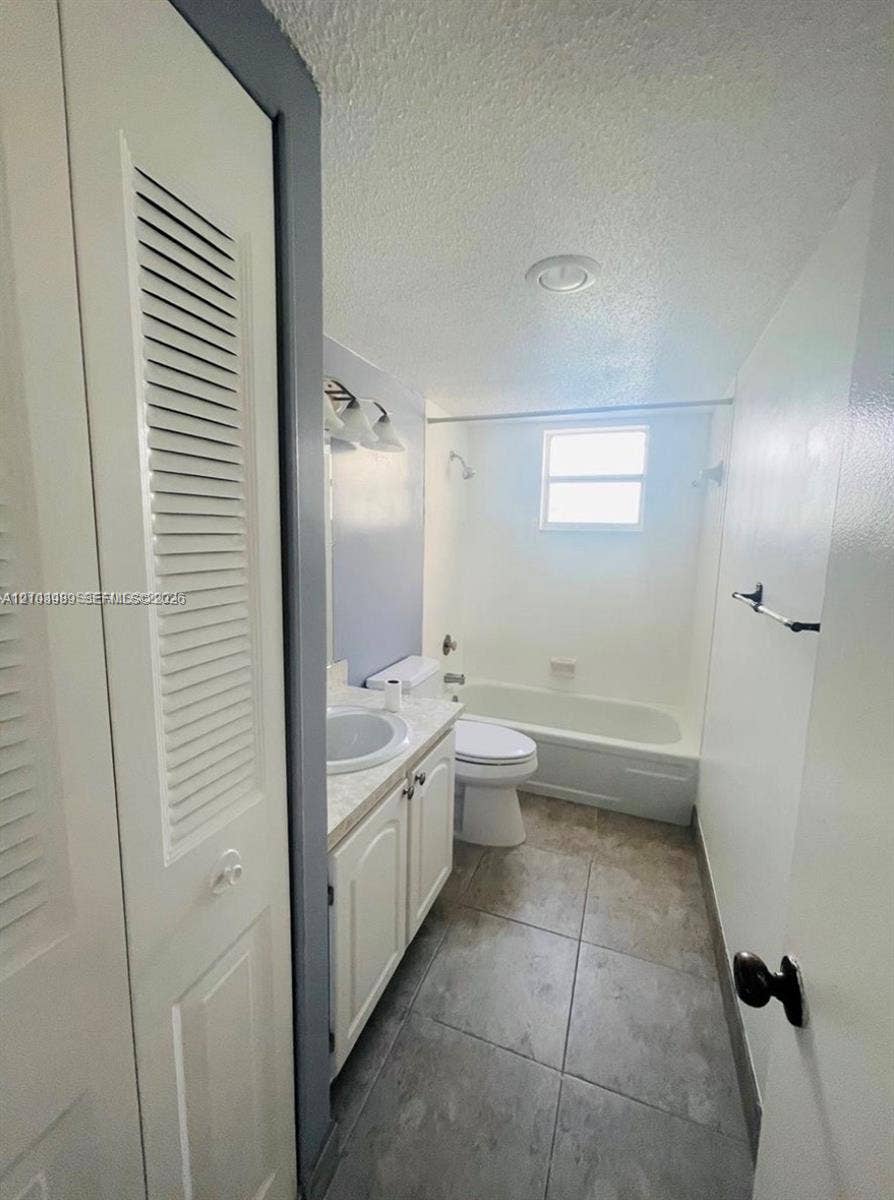 410 NW 68th Avenue, #411, Plantation, Plantation, FL 33317 Photo 12