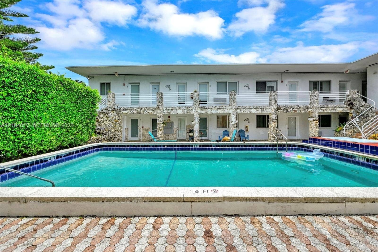 320 85th Street, #11, Miami Beach, Miami Beach, FL 33141 POOL