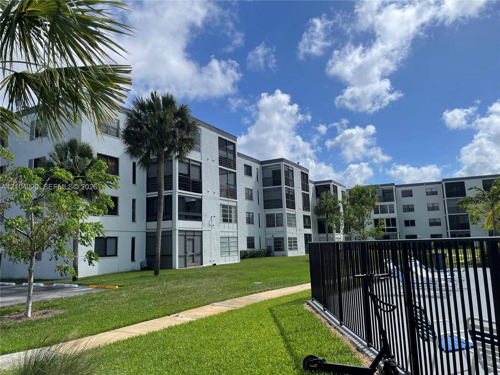 9235 SW 8th Street, #209, Boca Raton, Boca Raton, FL 33428 Photo 6