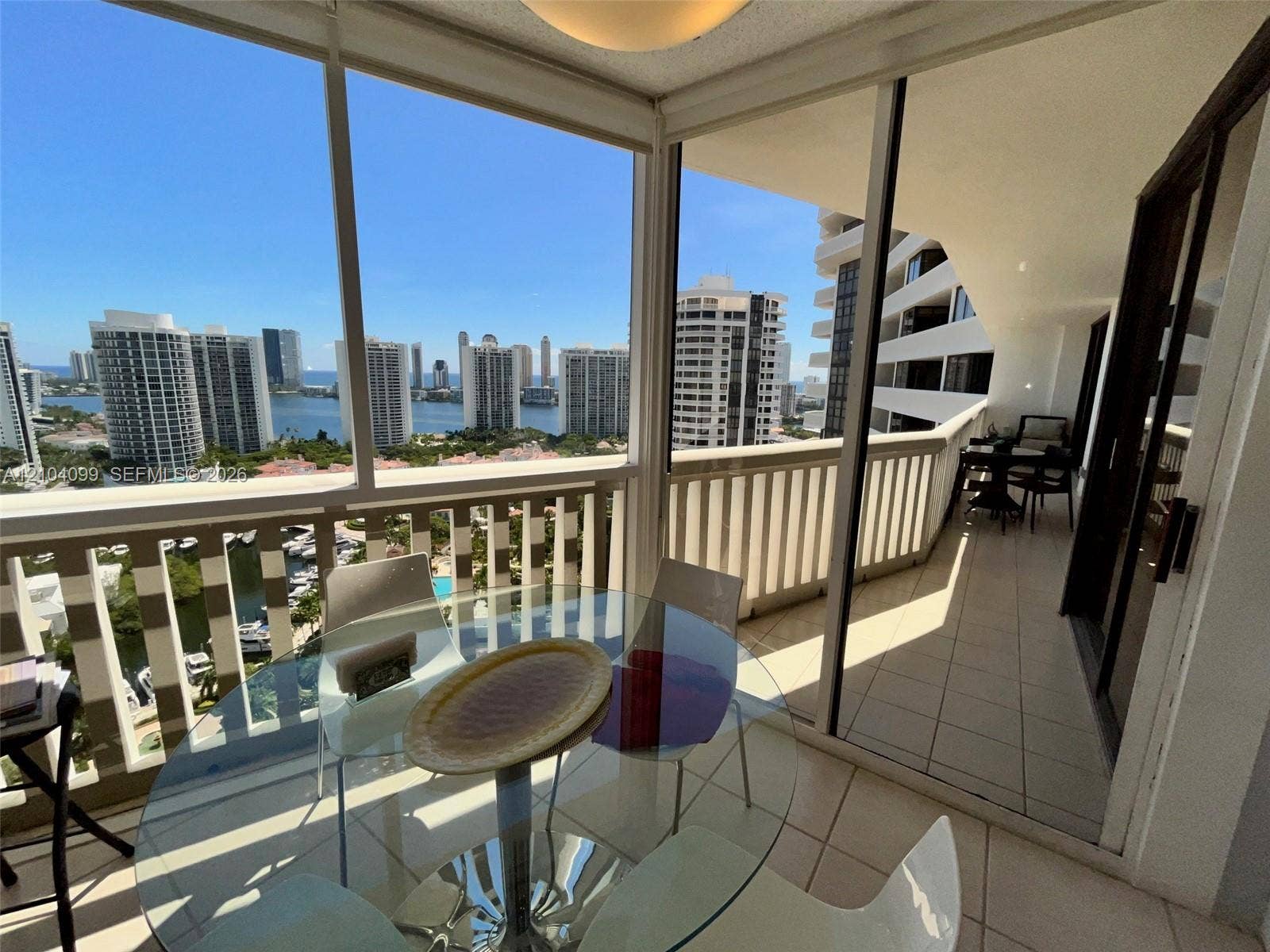 1000 W Island Boulevard, #2707, Aventura, Aventura, FL 33160 Photo 9