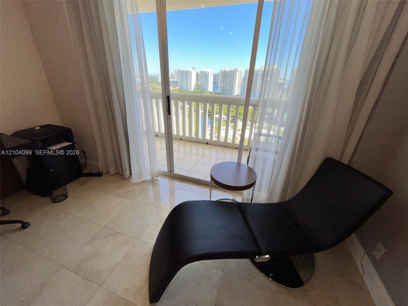 1000 W Island Boulevard, #2707, Aventura, Aventura, FL 33160 Photo 16