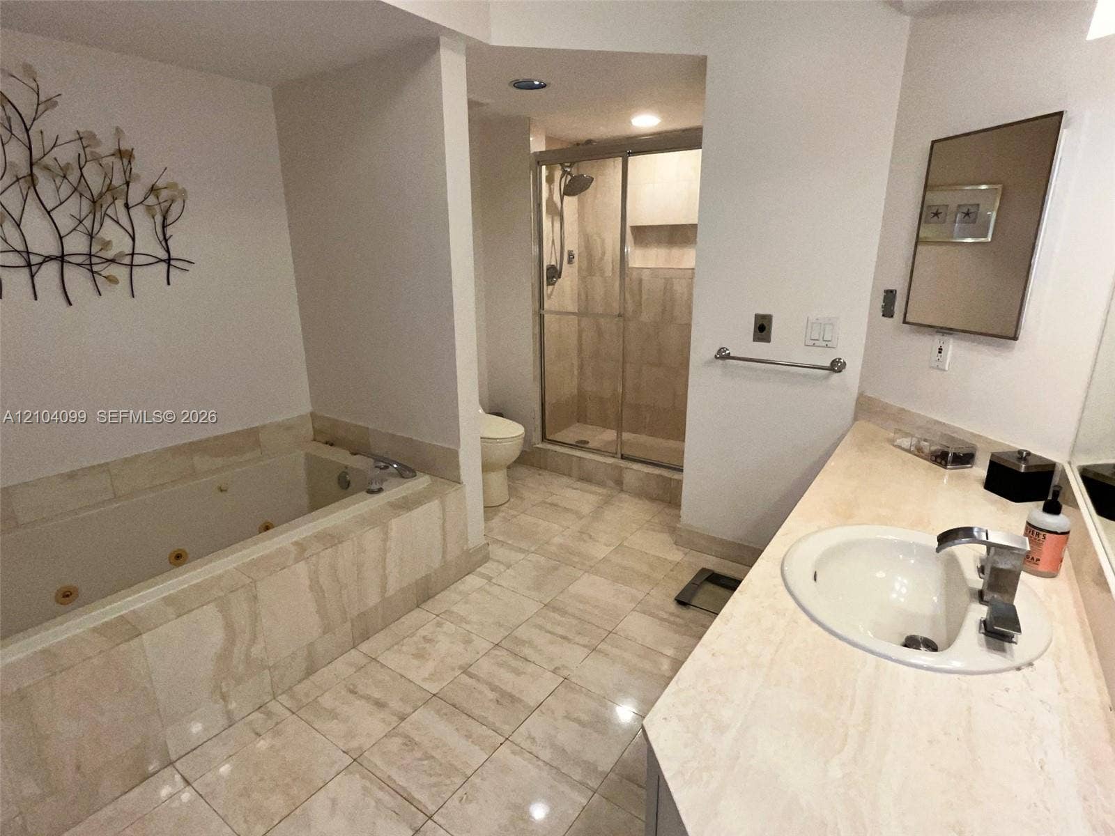 1000 W Island Boulevard, #2707, Aventura, Aventura, FL 33160 Photo 18