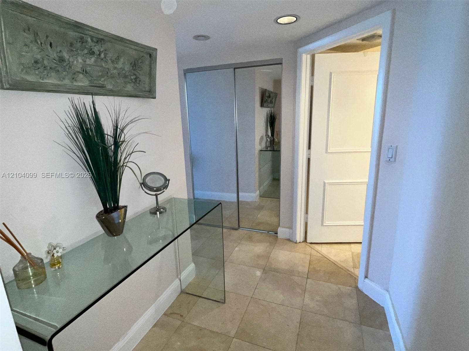 1000 W Island Boulevard, #2707, Aventura, Aventura, FL 33160 Photo 12