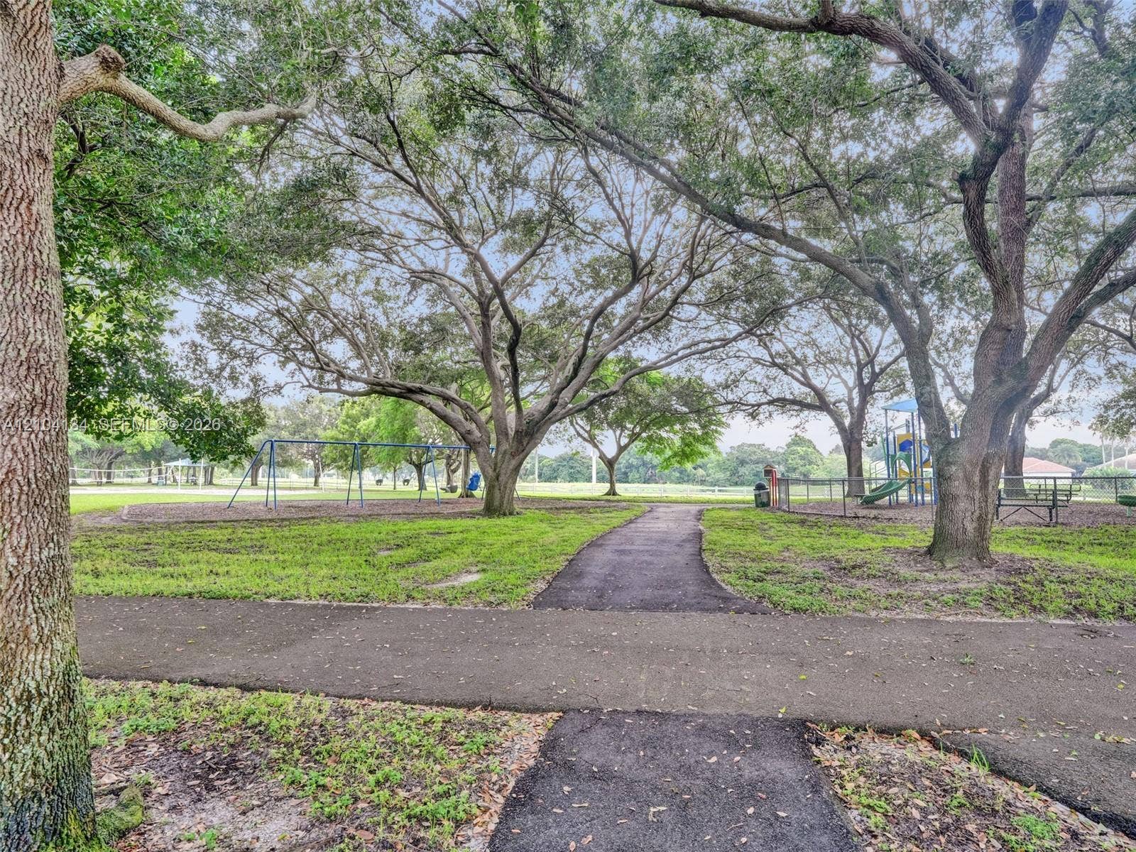 3 doors away is a community park!