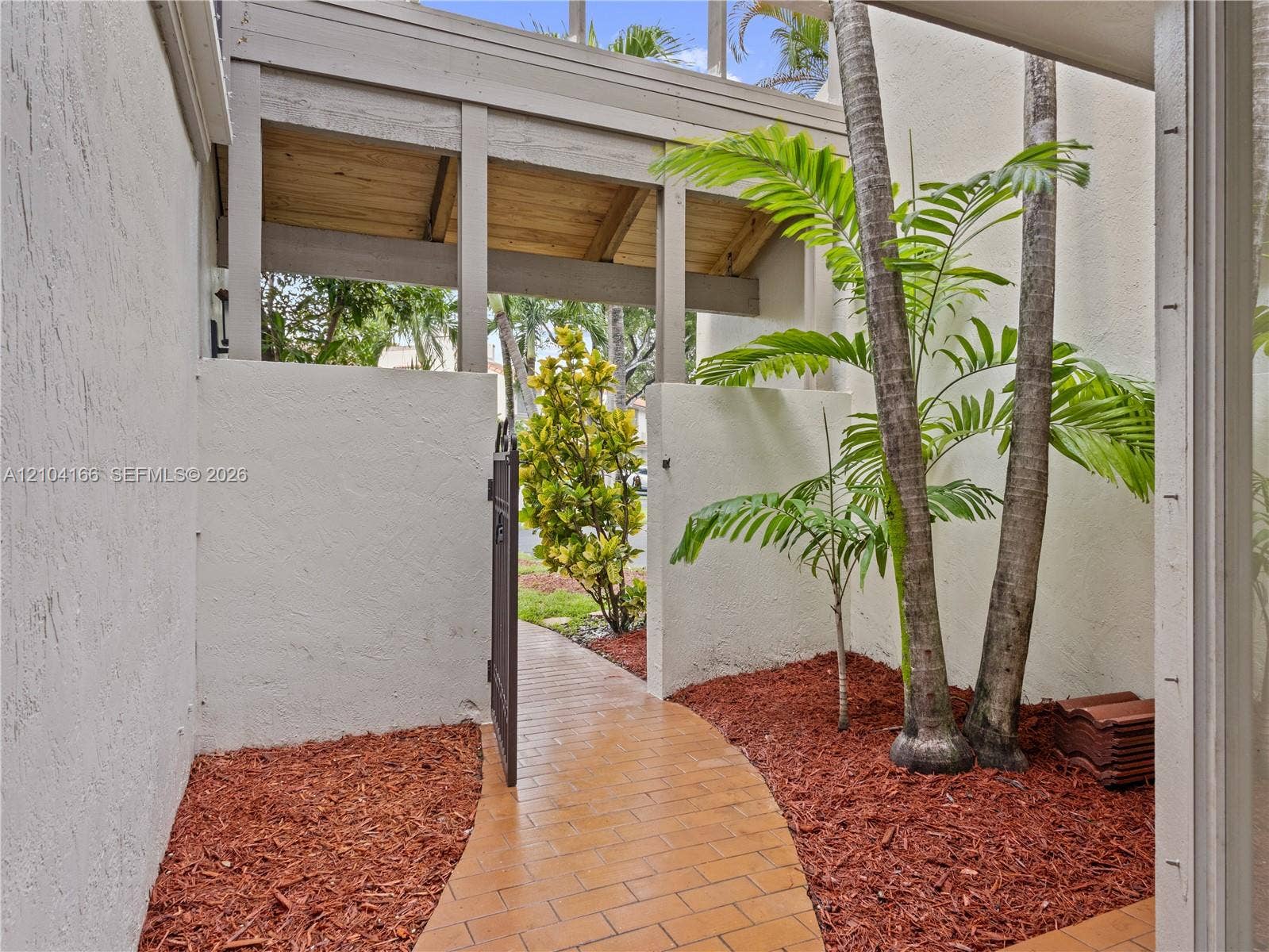 4521 NW 102nd Court, Doral, FL 33178 Photo 9