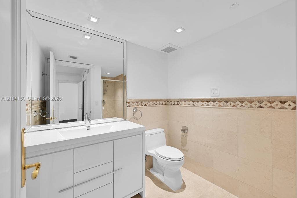 Third Bed Bathroom