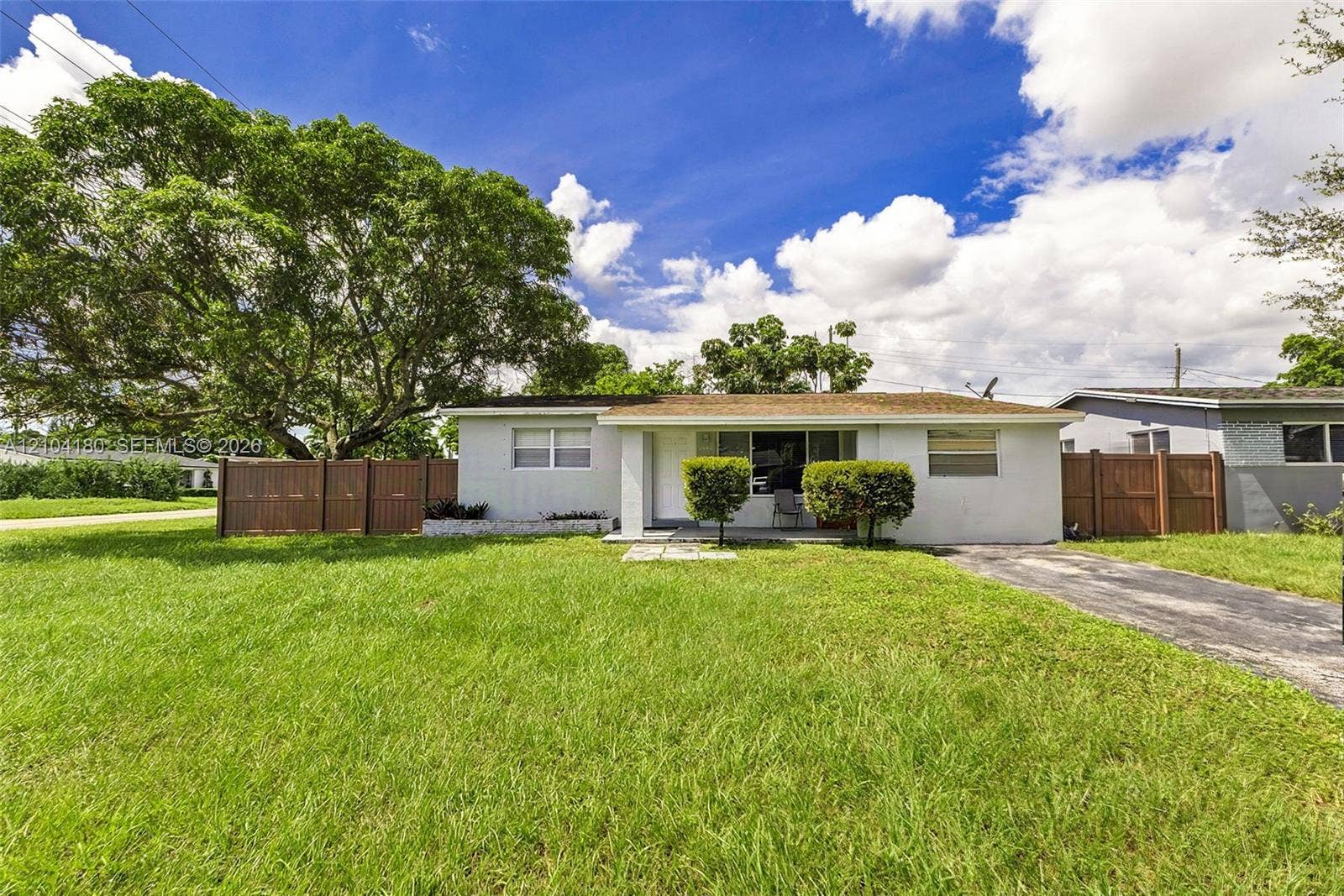 2440 Largo Drive, Miramar, FL 33023 Photo 31