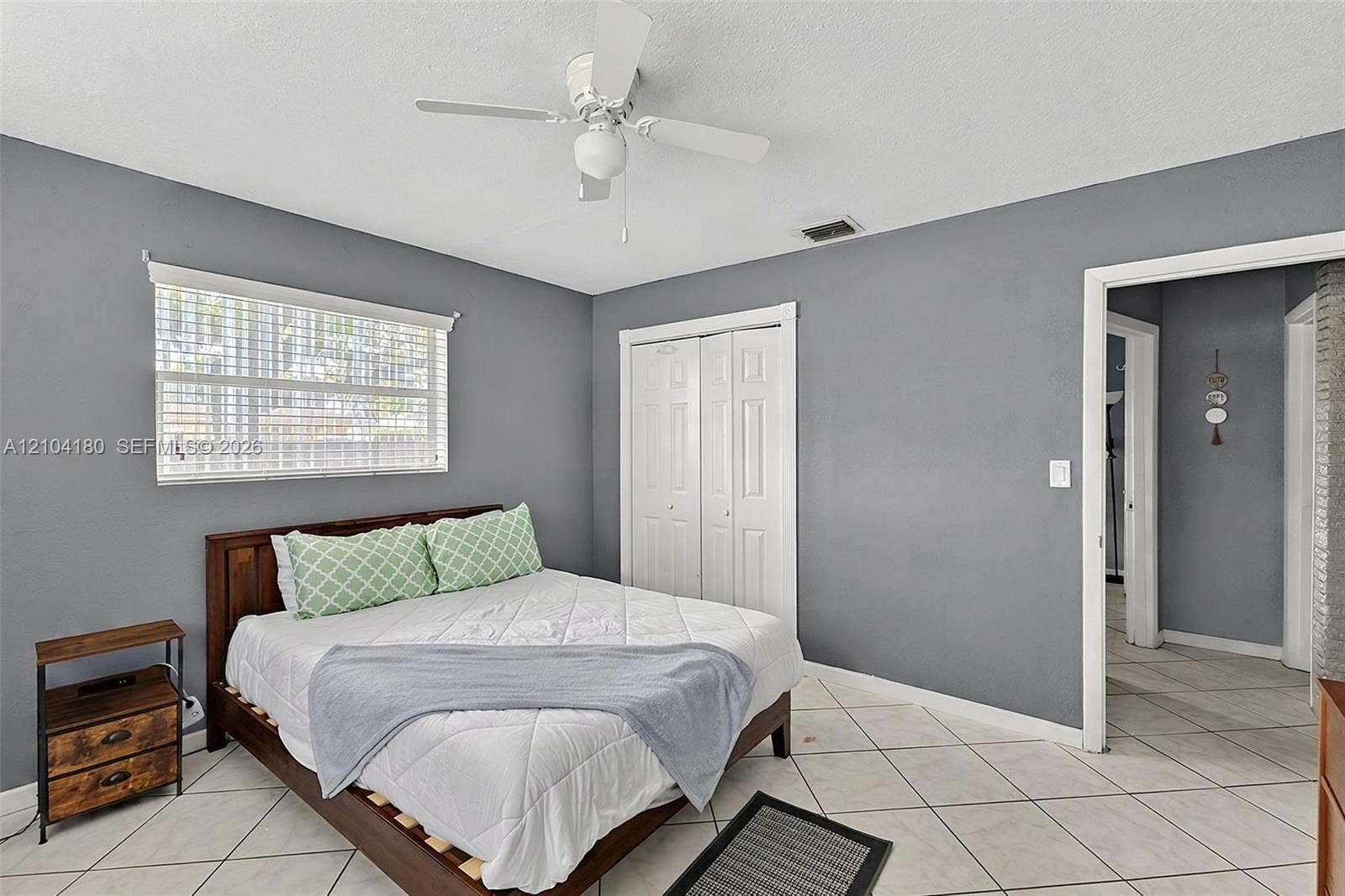 2440 Largo Drive, Miramar, FL 33023 Photo 10