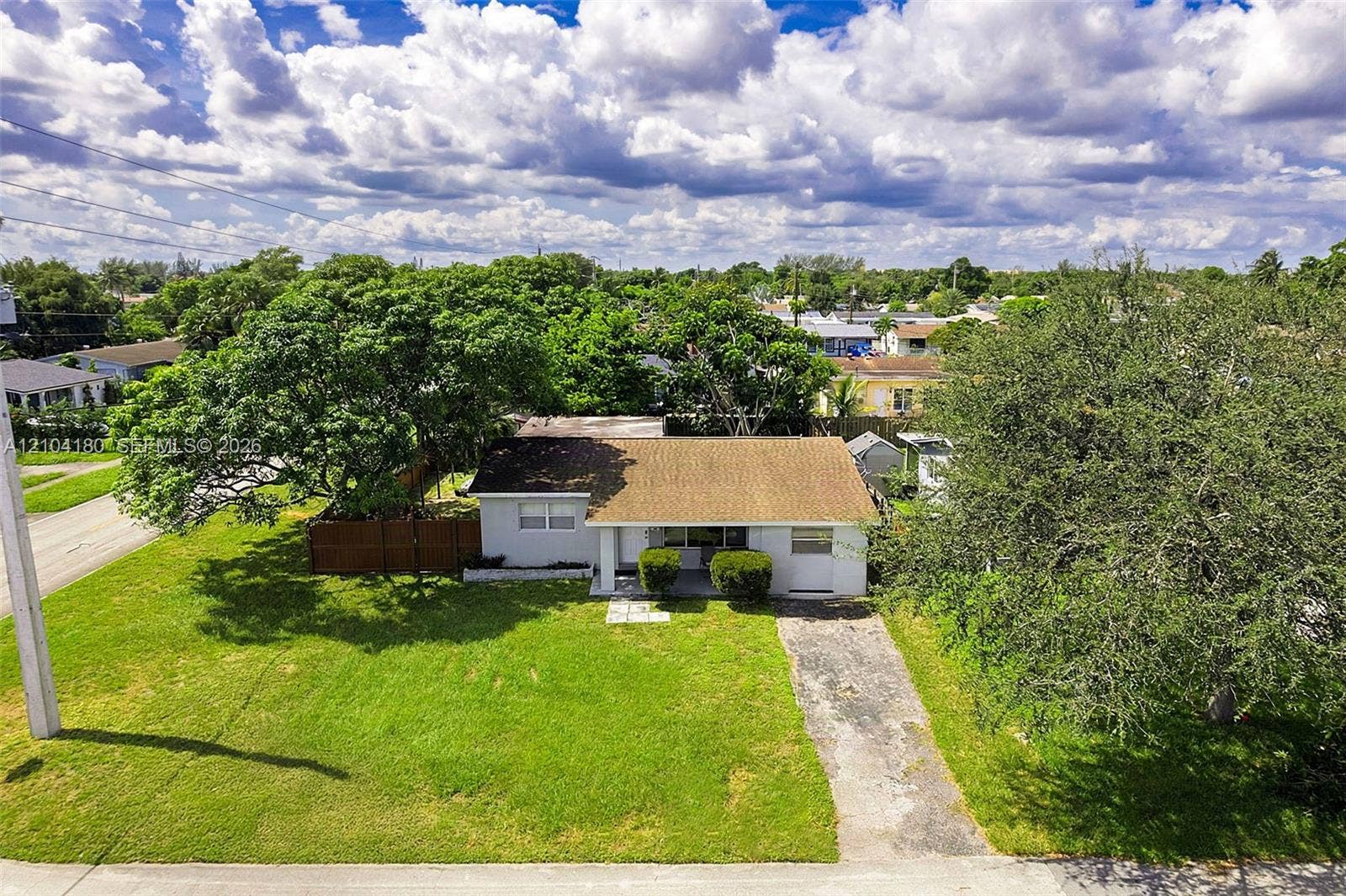 2440 Largo Drive, Miramar, FL 33023 Photo 29